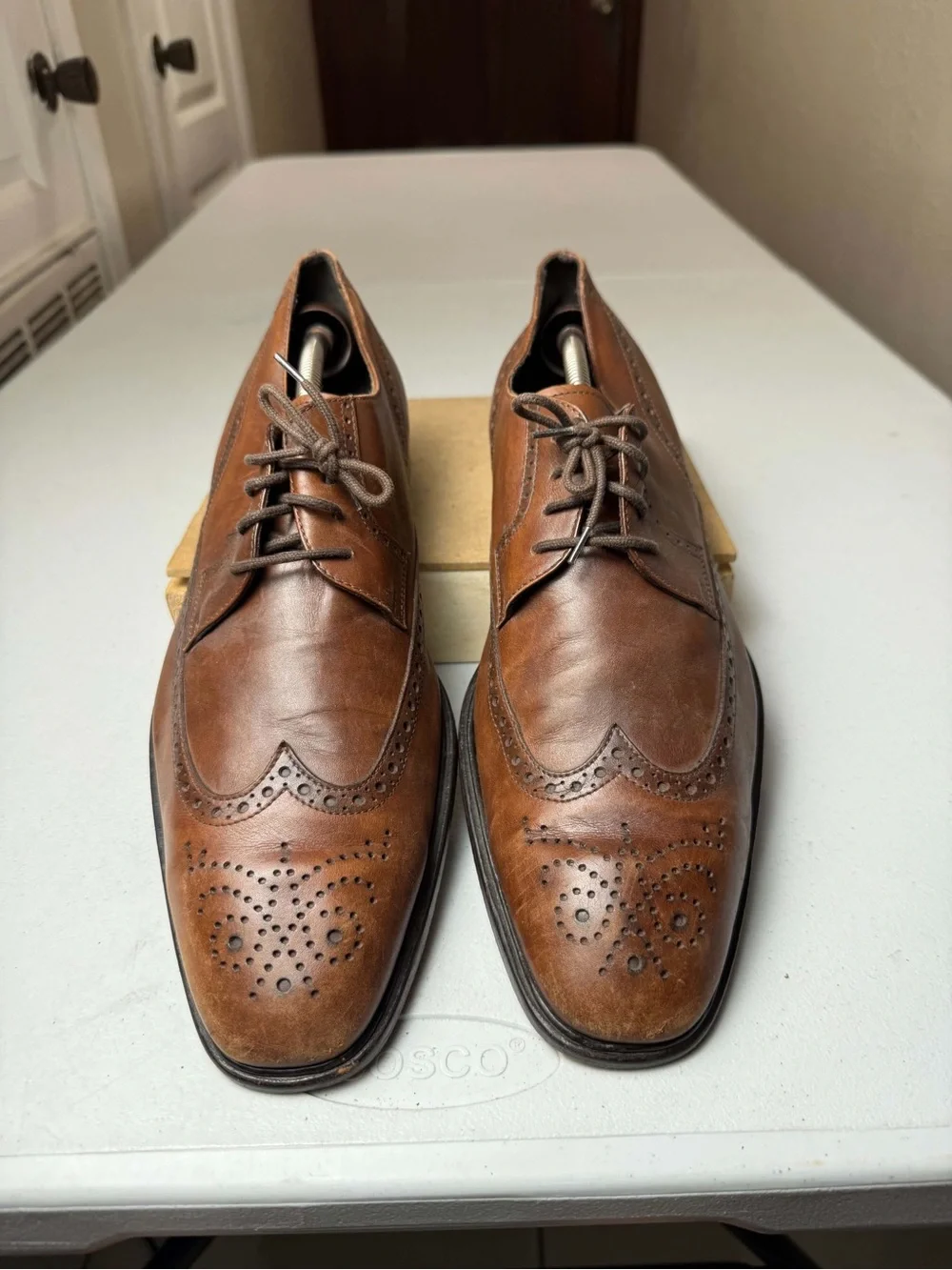 Tod's brown leather wingtip brogue dress shoes. Sz 10.5